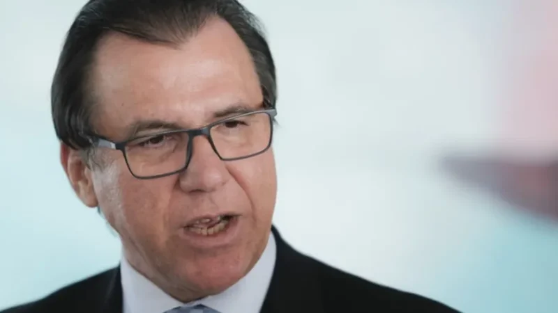 Ministro do Trabalho sobre escala 6×1: “Plenamente saudável”
