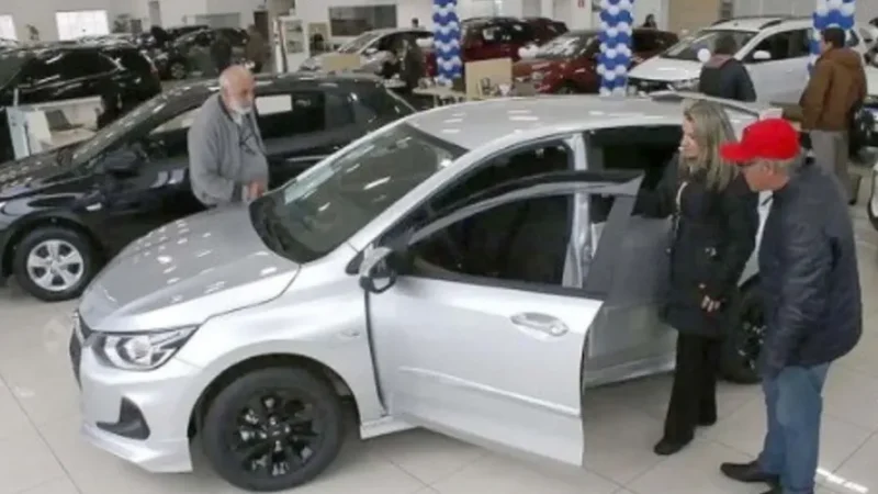 Vendas de veículos novos em AL avançam quase 40% em outubro