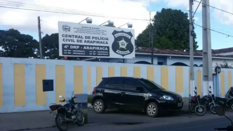 Homem é espancado por populares após roubar celular em Arapiraca
