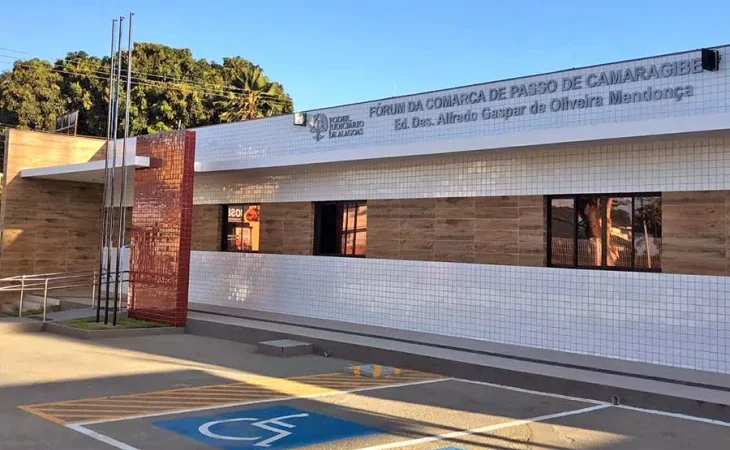 Após testemunhar em tribunal, idoso é executado por falsos policiais na frente do filho