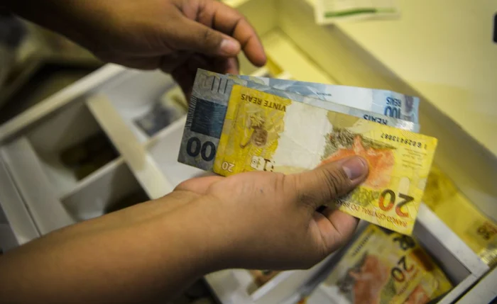 INSS começa a pagar o 13º salário no próximo dia 25