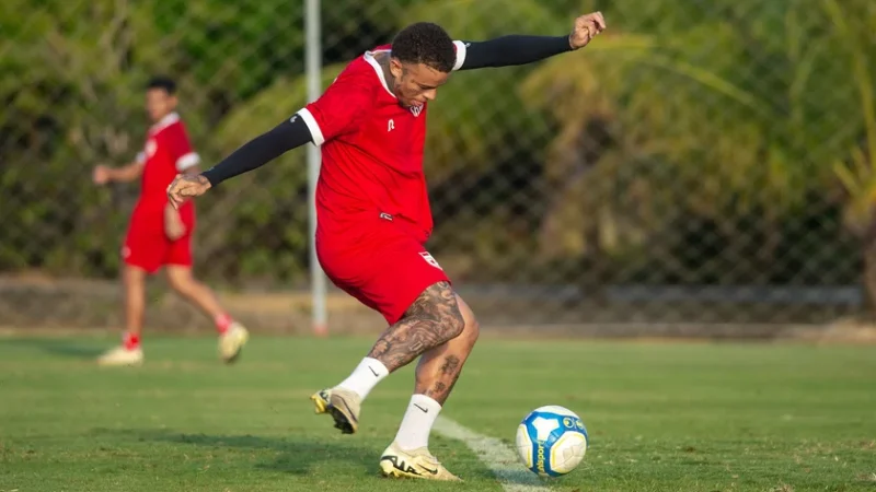 CRB terá mudanças no meio-campo