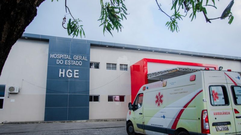 Homem é atingido com três tiros durante tentativa de homicídio