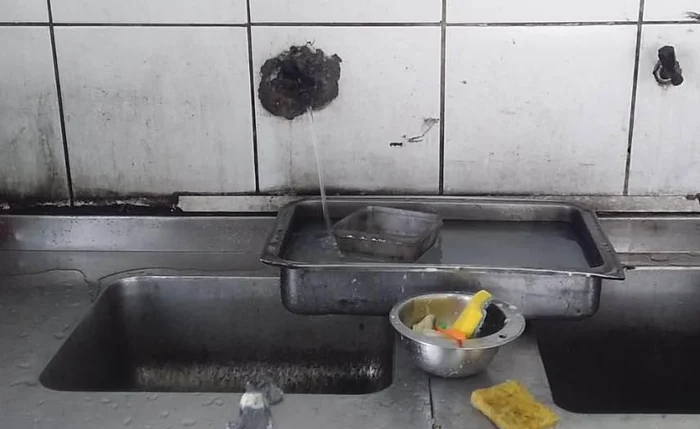 Empresa que fornece refeições para instituições em Maceió é interditada