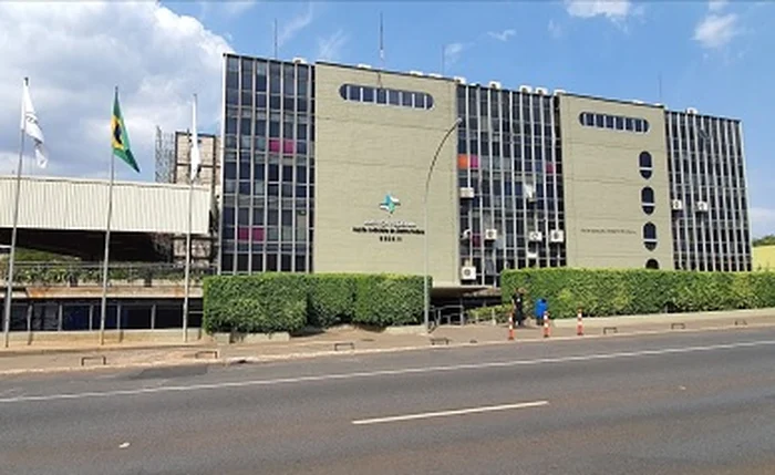 Farmacêuticos não podem prescrever medicamentos, decide Justiça