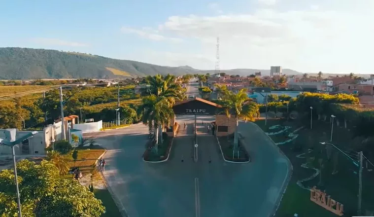 Mulher aciona a PM após ser ameaçada pela filha de 14 anos, alcoolizada