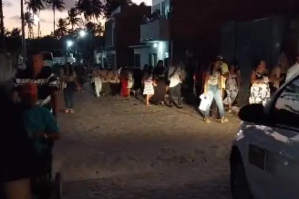 Atentado a tiros deixa dois feridos durante procissão em Coruripe; suspeitos foram presos