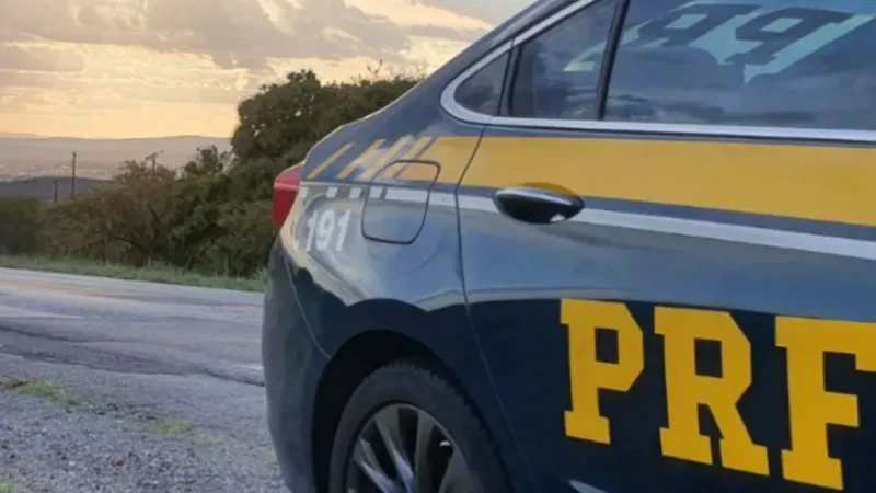 PRF prende motorista suspeito de adulterar de sinal identificador de veículo em AL