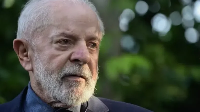 Lula sanciona regras mais rígidas para o BPC; veja o que muda