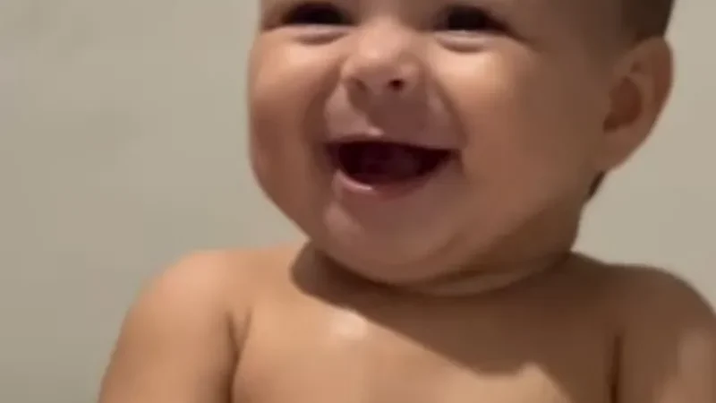 Mãe denuncia que filha de um ano morreu por negligência em UPA do Benedito Bentes