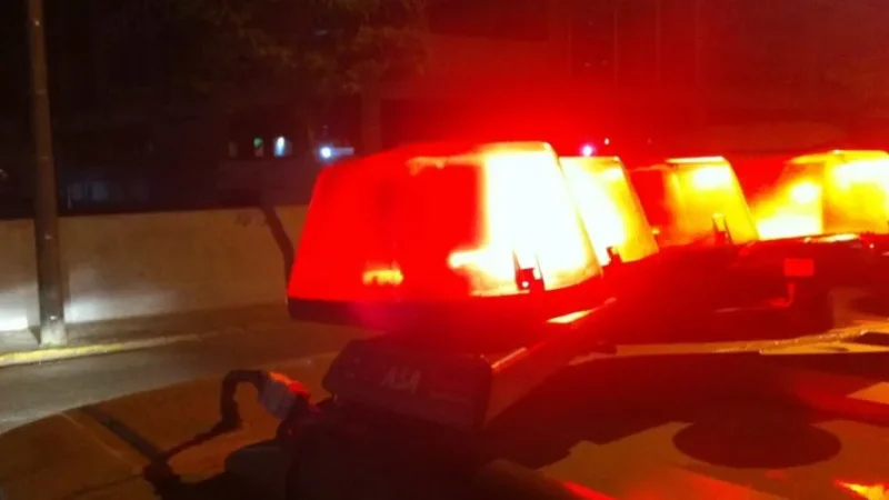 Homem ameaça queimar ex-esposa viva em casa após discussão envolvendo bebedeira