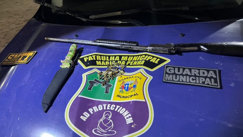 Homem armado com rifle é preso em Palmeira após desacatar agentes do SMTT