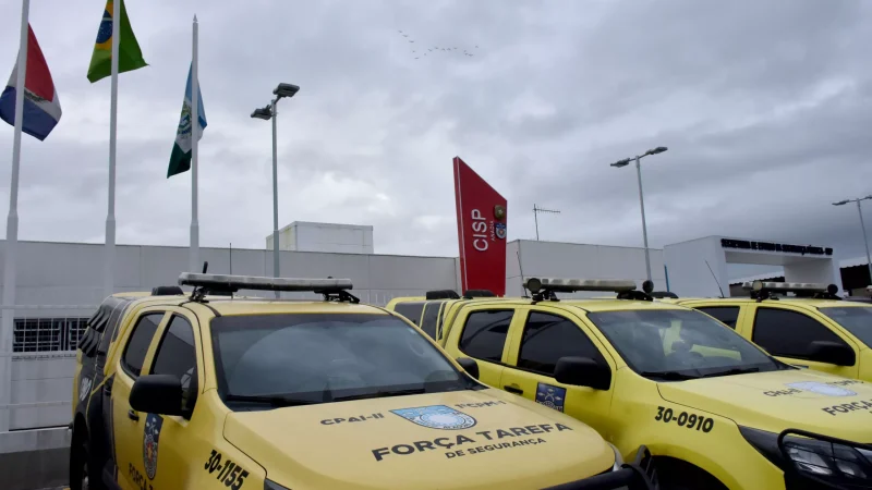 Motociclista morre após cair e bater cabeça em calçada