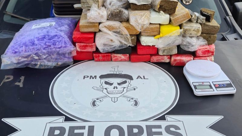 Homem é preso com 24 kg de maconha dentro de casa em Arapiraca