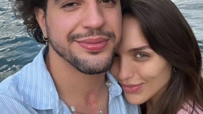 Assumiram romance? Nattanzinho e Rafa Kalimann posam coladinhos