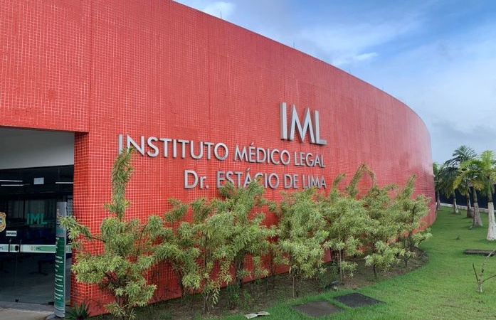 Homem é morto com próprio canivete após reagir a assalto em ônibus, em Maceió