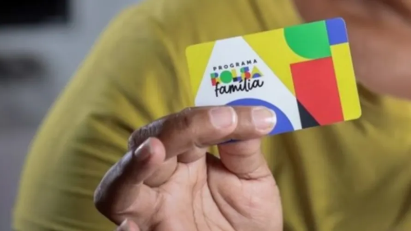 Governo cancela Bolsa Família de 1.199 políticos eleitos em 2024