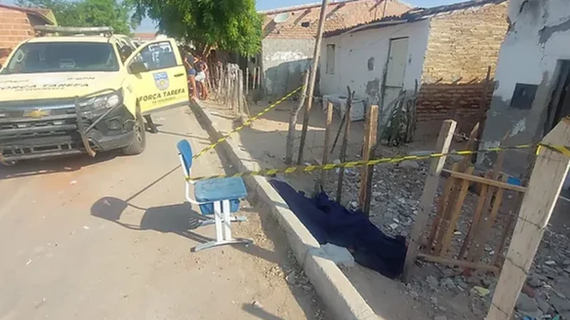 Suspeito de matar homem no bairro Ponto Chique, em Delmiro Gouveia, se apresenta à polícia