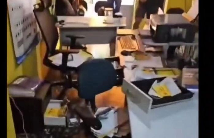 Autoescola é alvo de roubo; celulares e televisão são levados