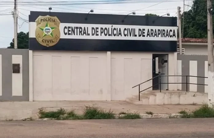 “Seus pestes”: motorista embriagado causa acidente, tenta fugir e é preso em Arapiraca