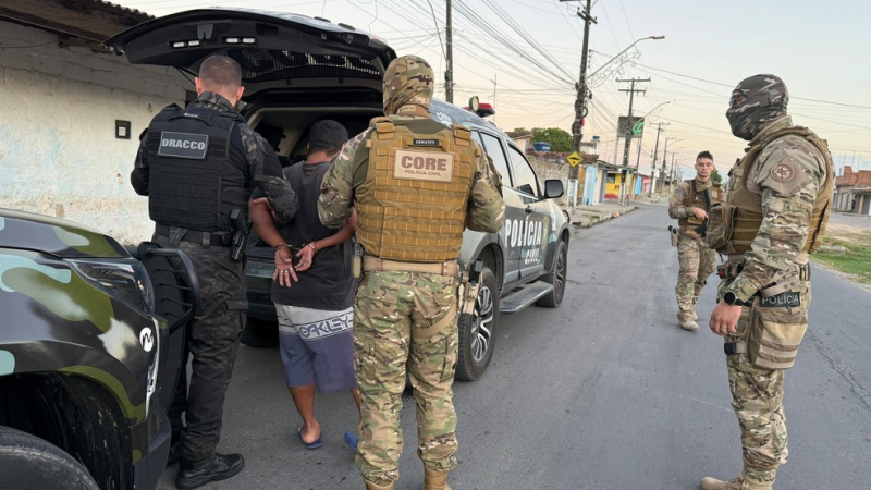 Operação prende mais de 20 suspeitos e desarticula organização envolvida com tráfico e homicídios em AL e PE