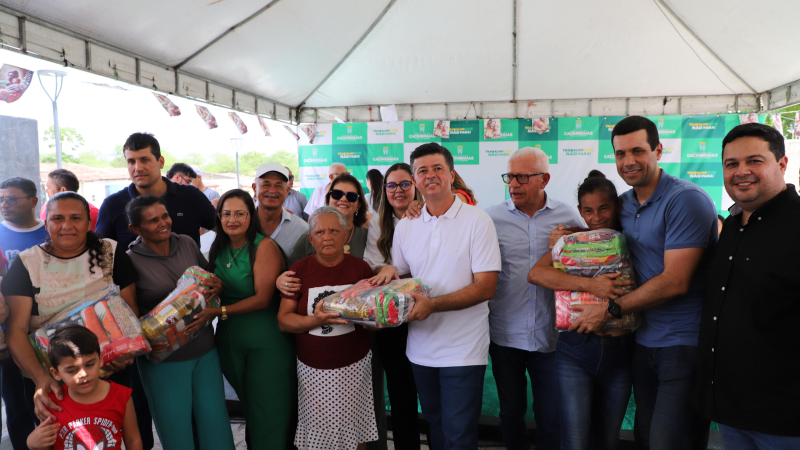Cacimbinhas: investimentos em educação, segurança e infraestrutura marcam festa de São José no Distrito do Teixeira