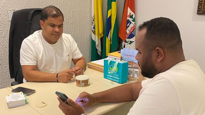 Presidente da Câmara de Palmeira dos Índios anuncia convênio com o Cartão de Todos