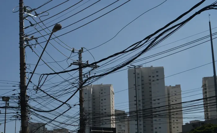 Deputados discutem instalação de sistema de rede elétrica subterrânea em AL