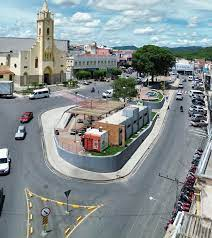Universitários de Santana do Ipanema queixam da não disponibilidade de transporte público escolar para faculdades de Palmeira e Arapiraca