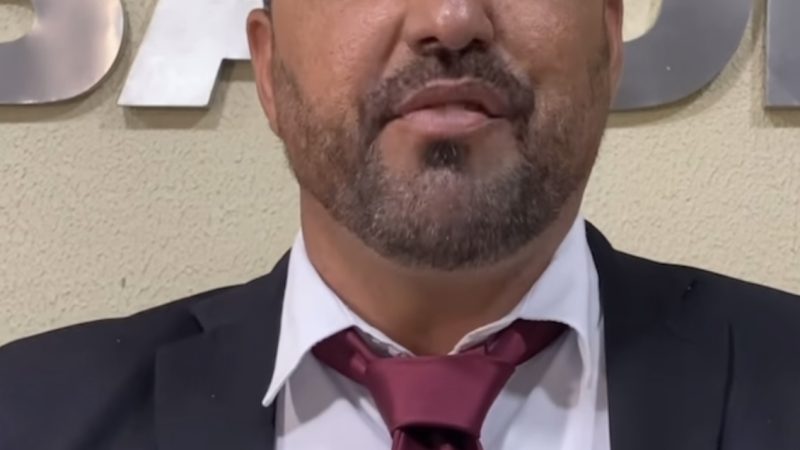 Presidente da Câmara de Vereadores de Igaci recebe Projetos de Lei para reajuste salarial de servidores da saúde e educação