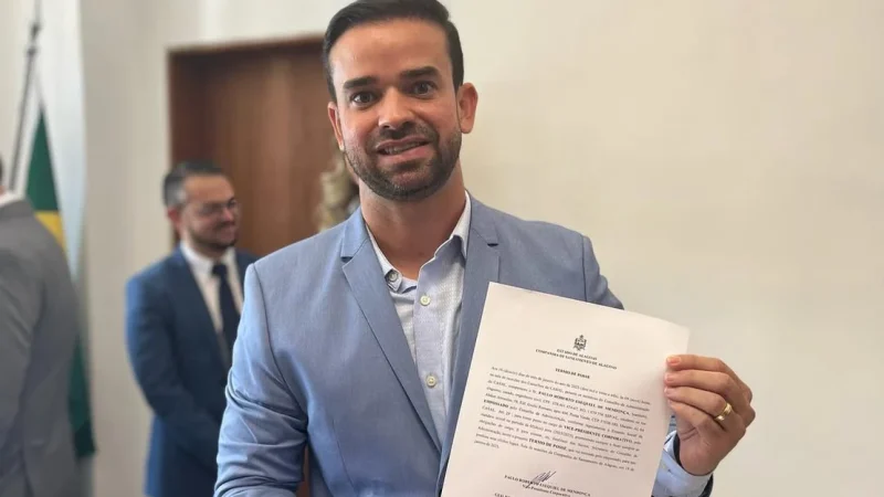 Lançamento antecipado de Paulinho Mendonça agita bastidores e levanta dúvidas sobre candidatura de Marina Dantas