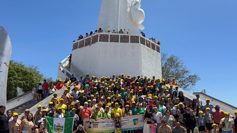 Romaria de Tanque d’Arca impressiona em Juazeiro do Norte com centenas de fiéis