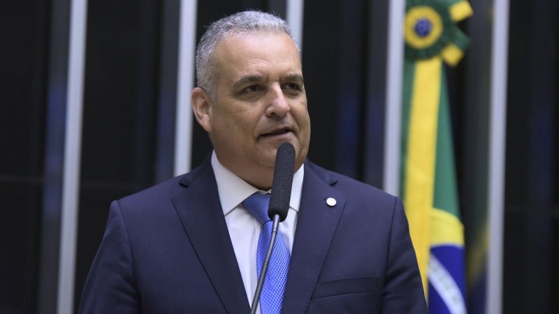 Alfredo Gaspar repudia “ditadura da toga” após decisão de Moraes sobre prisão domiciliar de Bolsonaro