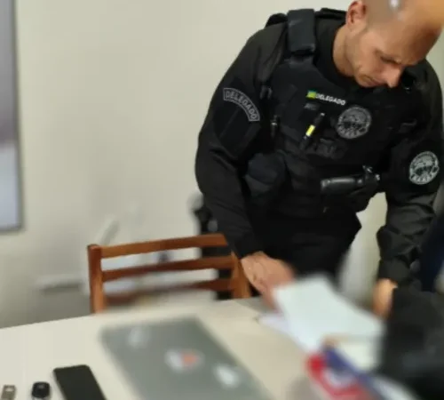 Mulher é presa em Alagoas por envolvimento em esquema de desvio de recursos públicos