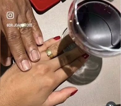 Advogado João Neto, condenado por agressão a ex-companheira, anuncia noivado nas redes sociais