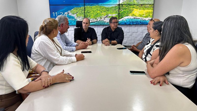 Família de Gabriel Lincoln se reúne com SSP para cobrar rigor nas investigações