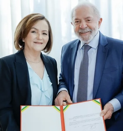 Lula nomeia Marluce Caldas ministra do STJ em cerimônia no Palácio da Alvorada