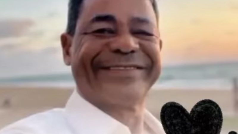 Amigos e familiares se despedem de José Rodrigues (Duda) com cerimônia na Praia de Jacarecica