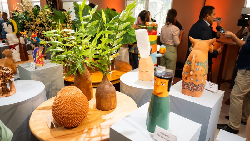 Artesanato alagoano ganha vitrine internacional em Paris, mas artistas de Palmeira dos Índios ficam de fora