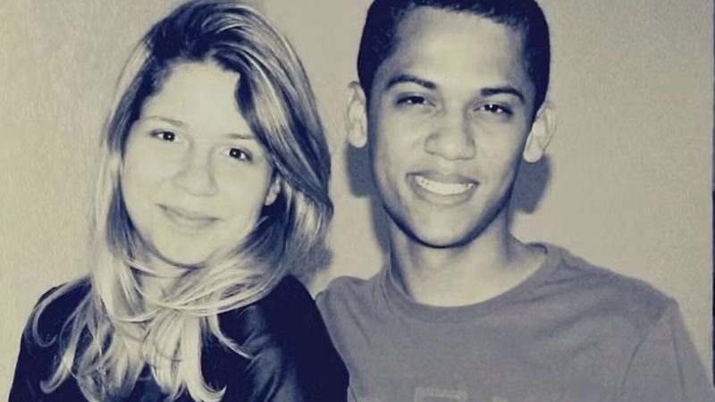 Primeiro namorado de Marília Mendonça compartilha fotos inéditas da cantora