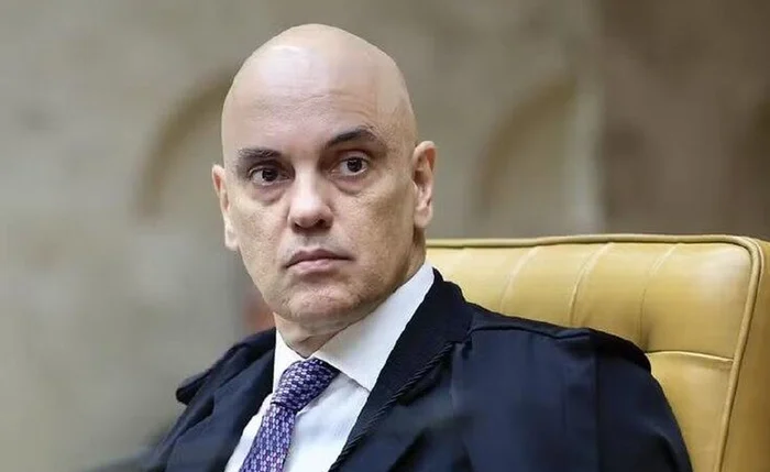Moraes vota pela condenação de Bolsonaro por tentativa de golpe