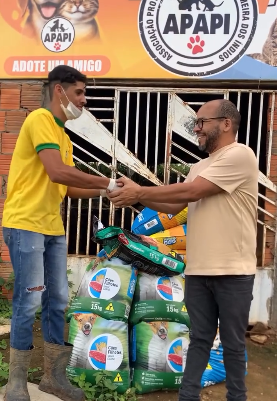 ONG Apapi agradece apoio do Instituto Superar e parceiros na alimentação dos animais