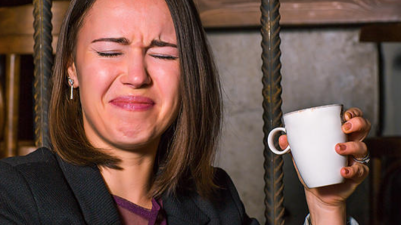 O que a psicologia revela sobre quem toma café sem açúcar? O que significa?