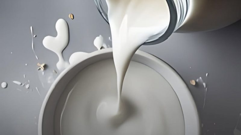 Polícia Ambiental descobre possível esquema de adulteração de leite no interior de SP