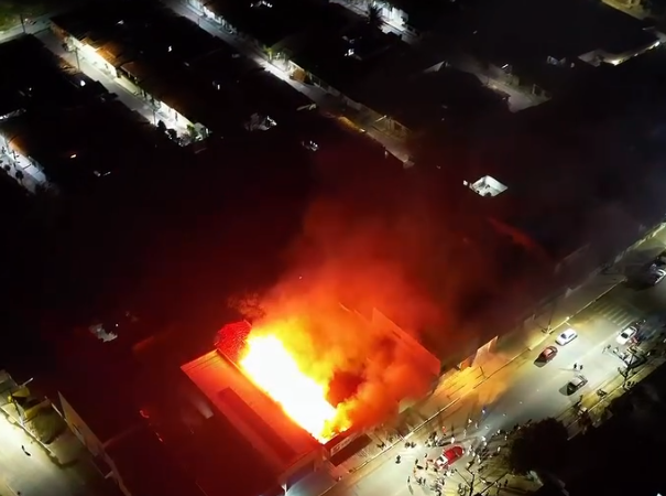 Após incêndio em mercado, Prefeitura de Cacimbinhas mobiliza estrutura e presta total apoio às equipes de socorro e ao proprietário do estabelecimento