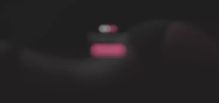 Imagens manipuladas de jovens são expostas em site adulto sem consentimento, e polícia investiga o caso em AL