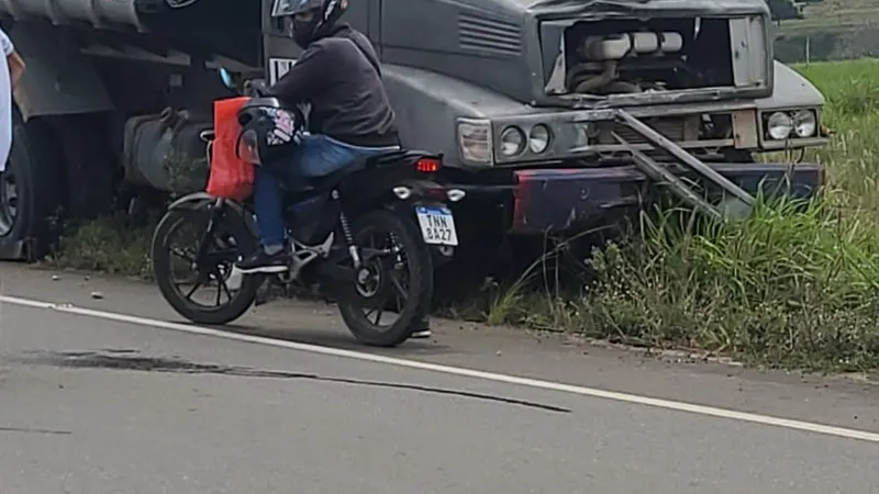 Jovem morre em colisão entre moto e caçamba na zona rural de Arapiraca