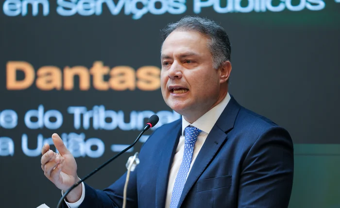 Renan Filho destaca impacto social da nova isenção do Imposto de Renda