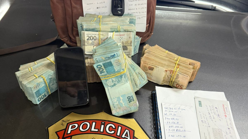 Empresário é preso pela Polícia Federal com R$ 270 mil dentro da Prefeitura de Murici por suspeita de corrupção