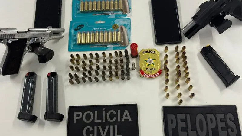 Policial da reserva é preso em operação por envolvimento em homicídios em Santana do Ipanema